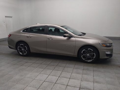 Used 2022 Chevrolet Malibu LT FWD image 11
