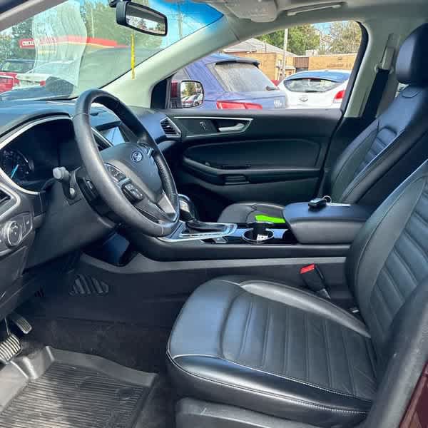 Used 2018 Ford Edge SEL w/ Equipment Group 201A FWD image 10