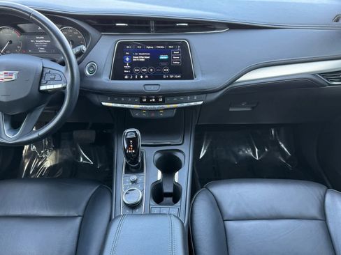 Used 2022 Cadillac XT4 Premium Luxury w/ Enhanced Visibility Package image 13