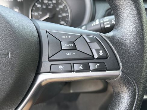 Used 2023 Nissan Kicks SV FWD image 13