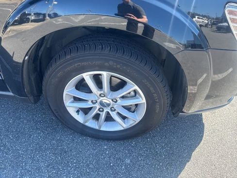 Used 2017 Dodge Journey SXT w/ Comfort/Convenience Group image 5