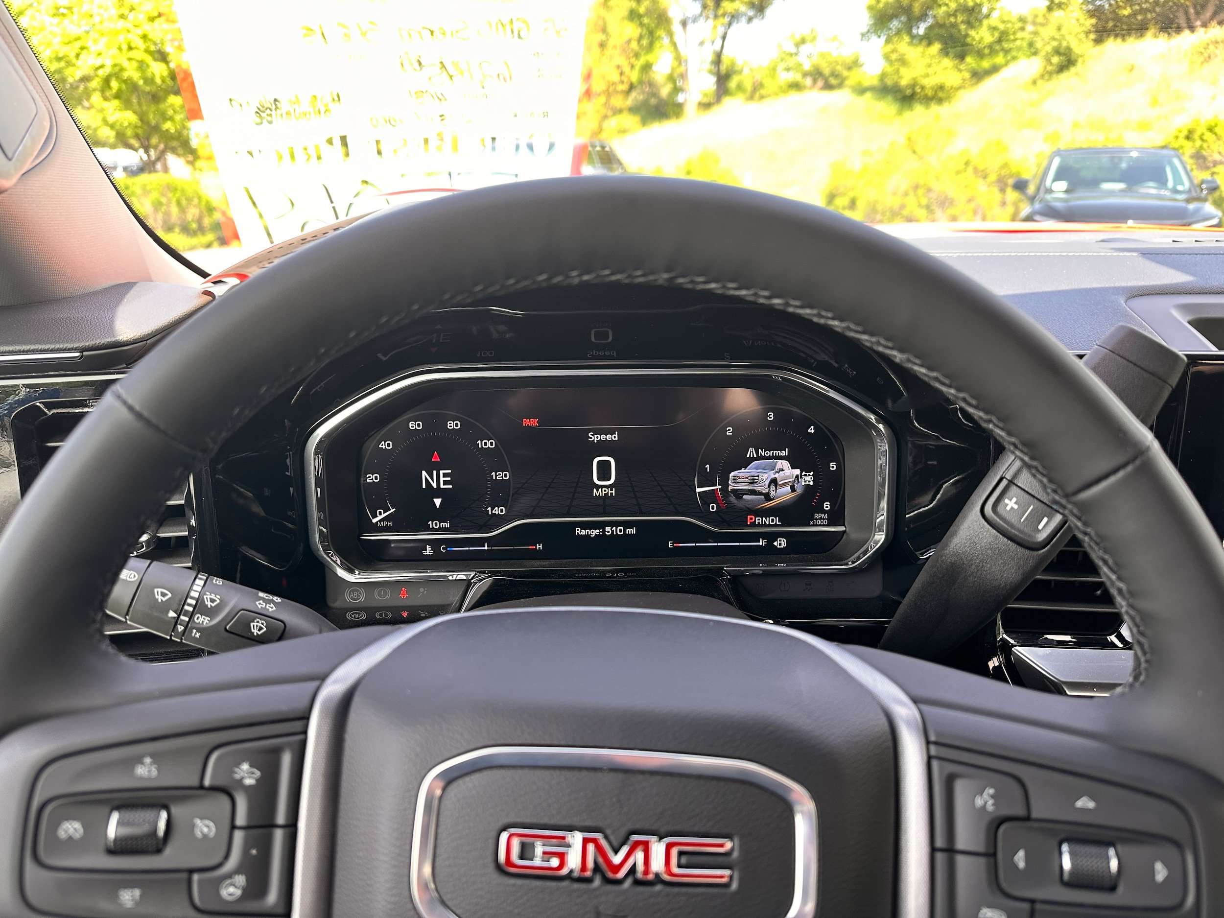 Used 2025 GMC Sierra 1500 SLE AWD/4WD image 13