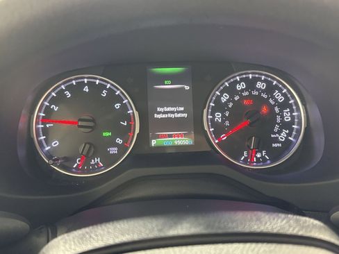 Used 2019 Toyota RAV4 XLE image 17