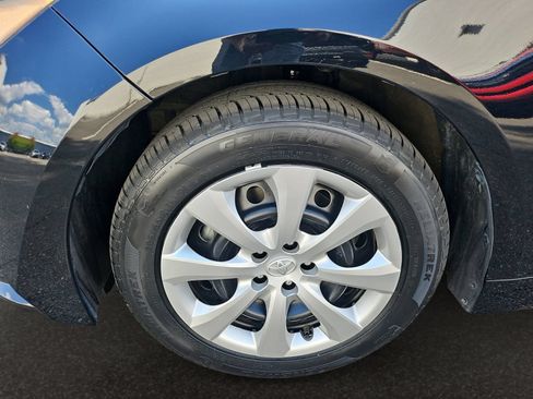 Used 2024 Toyota Corolla LE FWD image 40