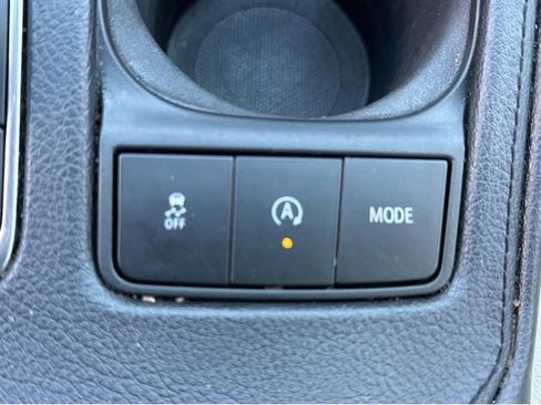 Used 2019 Cadillac XT4 Sport FWD image 29