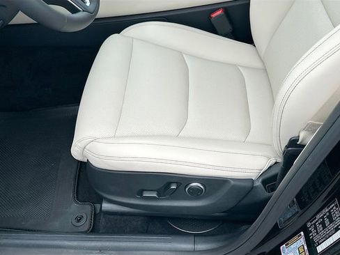 Certified 2026 Genesis GV70 2.5T image 21