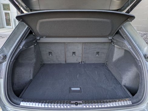 Used 2022 Audi Q3 2.0T Premium image 24