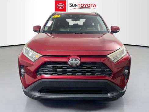 Used 2019 Toyota RAV4 XLE FWD image 10