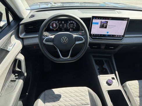 Certified 2026 Volkswagen Tiguan S FWD image 8