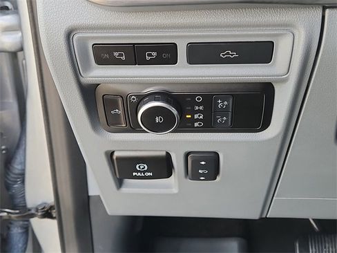 Used 2022 Ford F150 Lariat w/ Max Trailer Tow Package image 20