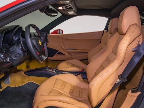 Used 2010 Ferrari 458 Italia Coupe RWD image 17