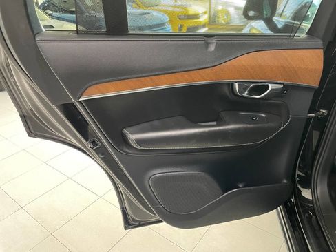 Used 2016 Volvo XC90 T8 Inscription w/ Vision Package image 19