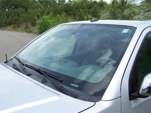 Used 2019 Nissan Frontier SL image 25