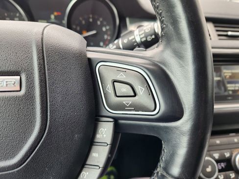 Used 2016 Land Rover Range Rover Evoque SE AWD/4WD image 32