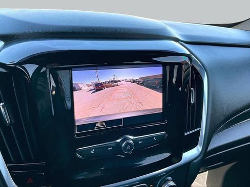 Used 2023 Chevrolet Traverse LT FWD image 26
