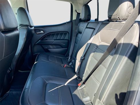 Used 2021 GMC Canyon Denali image 25