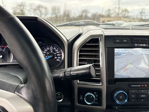Used 2017 Ford F250 Lariat w/ Lariat Ultimate Package AWD/4WD image 41