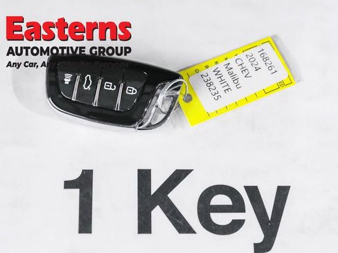 Used 2024 Chevrolet Malibu RS FWD image 25