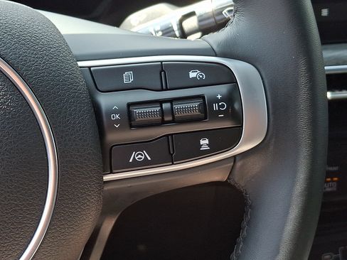 Used 2025 Kia K5 EX FWD image 23