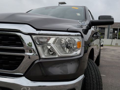 Used 2022 RAM 1500 Big Horn AWD/4WD image 3