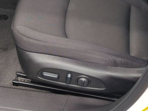 Used 2024 Chevrolet Malibu LT FWD image 34