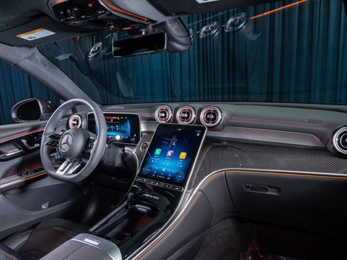 New 2025 Mercedes-Benz GLC 43 AMG 4MATIC image 4