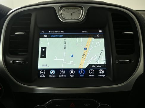 Used 2023 Chrysler 300 Touring L w/ Popular Equipment Group image 30