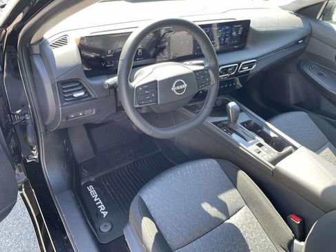 New 2026 Nissan Sentra SV w/ SV Convenience Package FWD image 17