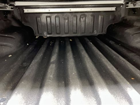 Used 2023 Nissan Frontier SV w/ SV Convenience Package image 24