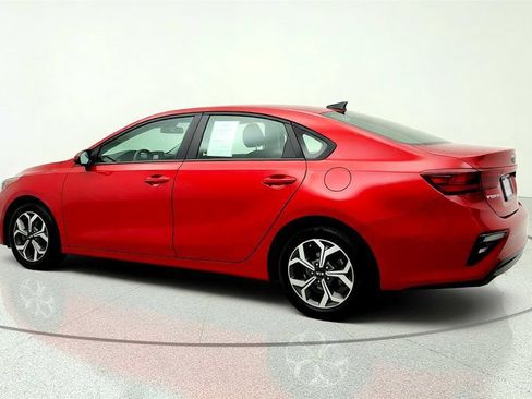 Used 2021 Kia Forte LXS FWD image 7