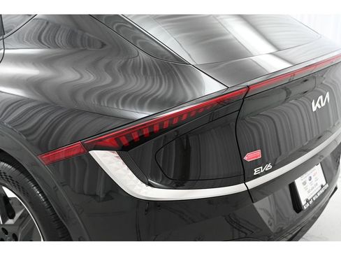 New 2025 Kia EV6 Wind image 10