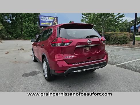 Used 2017 Nissan Rogue S FWD image 30