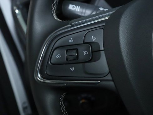 Used 2025 Buick Encore GX Preferred image 22