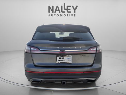 Used 2020 Lincoln Nautilus Reserve w/ Equipment Group 202A image 8