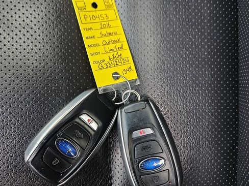 Used 2016 Subaru Outback 2.5i Limited AWD/4WD image 29
