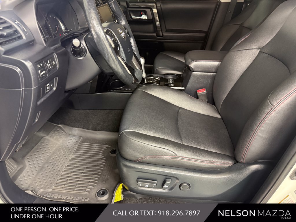 Used 2023 Toyota 4Runner TRD Off-Road Premium AWD/4WD image 16