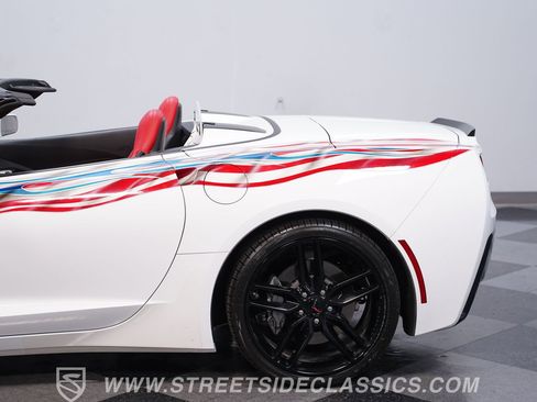 Used 2018 Chevrolet Corvette Stingray Convertible w/ 1LT RWD image 21