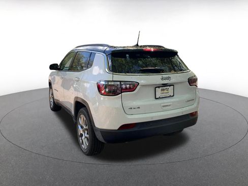 Used 2025 Jeep Compass Limited image 5