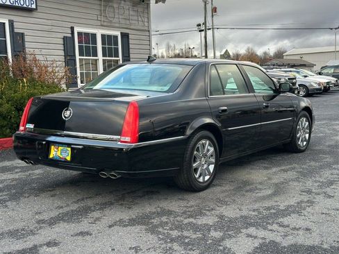 Used 2009 Cadillac DTS image 3