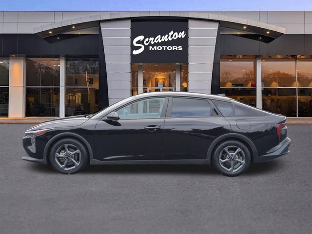 Used 2025 Kia K4 FWD image 2