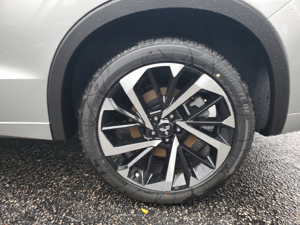Used 2025 Mitsubishi Outlander SEL AWD/4WD image 8