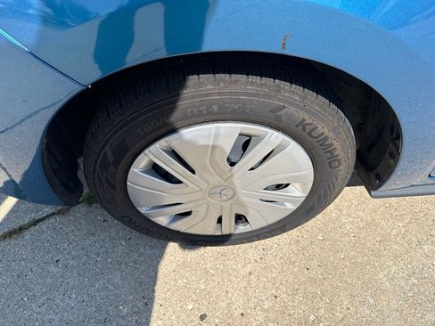 Used 2024 Mitsubishi Mirage ES FWD image 12