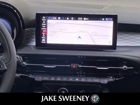 New 2024 Alfa Romeo Tonale Ti image 24