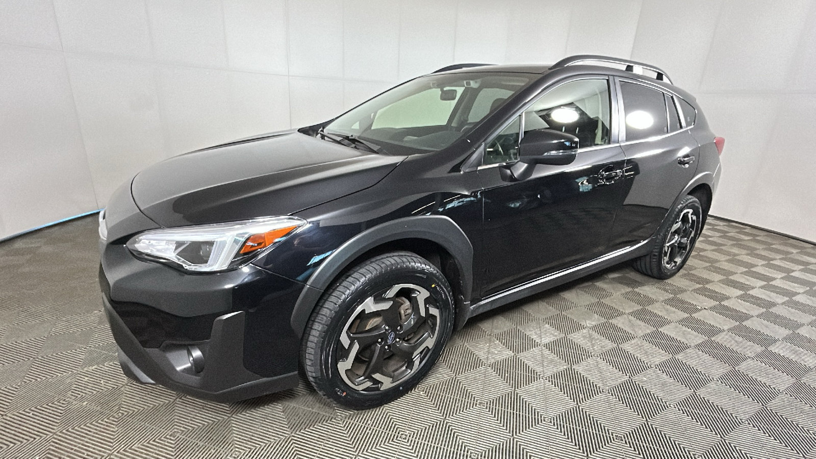 Used 2023 Subaru Crosstrek 2.5i Limited AWD/4WD image 9