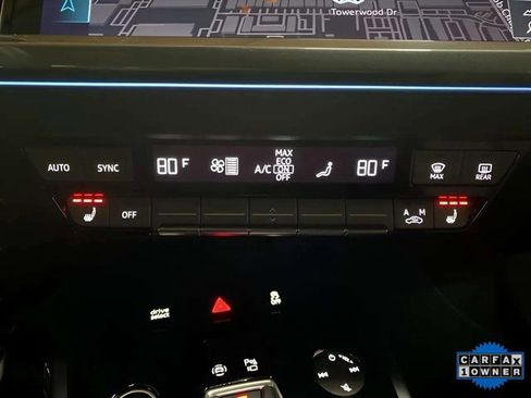 Used 2024 Audi Q4 e-tron Premium Plus w/ Premium Plus image 55