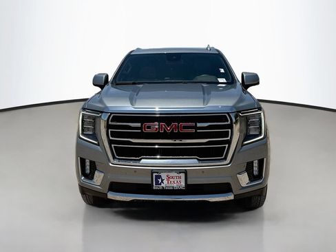 Used 2024 GMC Yukon SLT w/ SLT Luxury Package RWD image 2