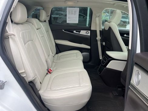 Used 2022 Lincoln Nautilus Black Label w/ Class II Trailer Tow Package image 20