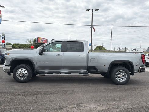 New 2026 Chevrolet Silverado 3500 LT w/ All Star Edition AWD/4WD image 17