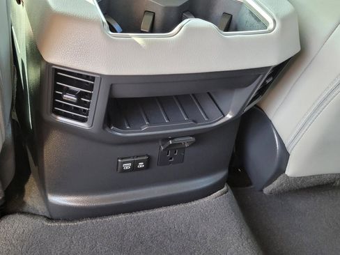 Used 2024 Toyota Tundra Limited w/ Power Package AWD/4WD image 18