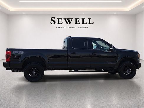 Used 2022 Ford F250 Lariat w/ Lariat Ultimate Package AWD/4WD image 5